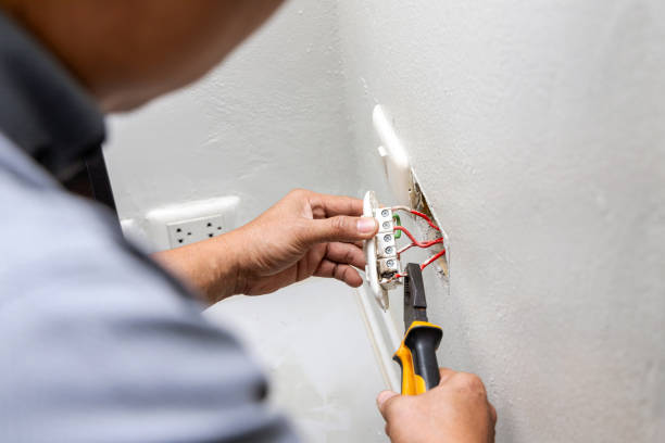 Best Affordable Emergency Electrician  in Long View, NC